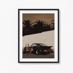 Poster Porsche 911 Turbo avec femme, style rétro, décoration murale - Impression esthétique vintage avec palmiers et luxe